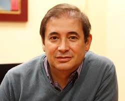 14 directores para un periódico centenario