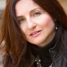 Today was my last day at Stoa! 👩‍💼 I was so fortunate to work with so  many great people, like, GOATs 😁✊️ (well, not actual goats 😂) From my  clever and fun