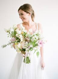 How long do wedding bouquets last. What Should You Do With Bouquets After The Ceremony Martha Stewart