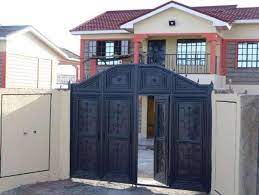 The house has four bedrooms. 4 Bedroom Houses For Rent Ensuite South C Nairobi Houses For Rent In Nairobi Mitula Property