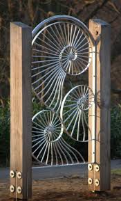 Outdoor Musical Installation With Bicycle Parts And Recycled Instruments With Images Garden Gates