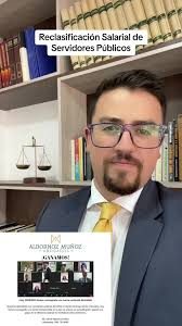 Reclasificación Salarial de Servidores Públicos en Ecuador