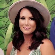 Angelia Morrow's Instagram, Twitter & Facebook