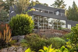 Shoreline Modern 6 Juniper Point Rd Branford Ct Spectacular Waterviews Kayak Racks Private Beach 24 Private Hom Luxury Homes House Styles Real Estate Site