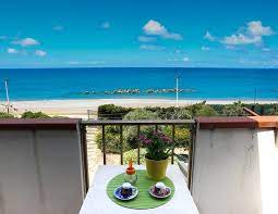 Trova le migliori case vacanze in capo d'orlando su tripadvisor! Die 10 Besten Ferienwohnung Ferienhaus Capo D Orlando 2021 Mit Fotos Auf Tripadvisor Ferienwohnungen Und Ferienhauser In Capo D Orlando Italien