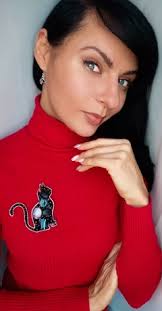 Anya Vekua, Saint Petersburg