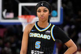Angel Reese has a troubling trip back home along with the rest of the  Chicago Sky after a tough loss | Marca