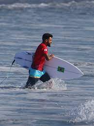 Brazil's italo ferreira has won the first olympic surfing gold in history at the tokyo olympics. Hnjgrknlaylxum