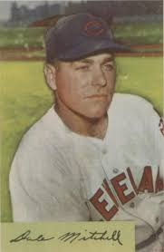 1954 Bowman #148 Dale Mitchell LOW GRADE (crease) Vintage Baseball Card