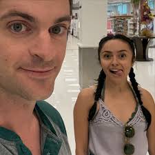 Tommy deVries (@thetommydevries) • Instagram photos and videos