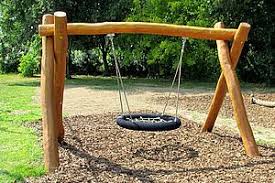 Schaukeln Aus Robinienholz Ziegler Spielplatze Spielplatz Nestschaukel Schaukel