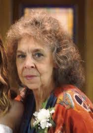 Amy Trivette's Instagram, Twitter & Facebook