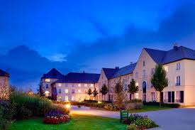 See hotel information using list or map view to find the perfect place to stay. The 10 Best Hotels In Disneyland Paris For 2021 From 61 Tripadvisor