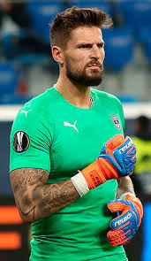 (jul 3, 1995) 6'3 201lbs. Benoit Costil Wikipedia