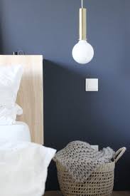 Wählen sie darum am besten ein eher dezentes modell. Trendfarbe Belem Architects Finest Blau Schoner Wohnen Wandfarbe Zimmer Wohnungseinrichtung Schlafzimmer