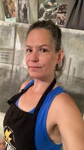 Donna Betancourt's Instagram, Twitter & Facebook