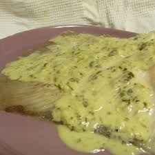 Aile De Raie Sauce Citronnee Recette Recettes De Cuisine Cuisine Poisson Recettes Poissons Et Fruits De Mer