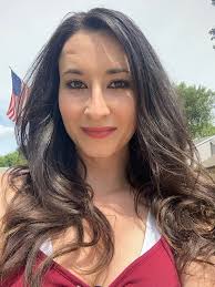 WHY SO MANY LIKES BIT NOBODY'S MESSAGED ME YET 😬❓ Currently incarcerated  in Florida. Looking for encouraging friends who are determined to find  positivity and peace in life. Preferably individuals who have