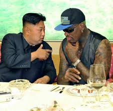 Dennis rodman, american professional basketball player who was one of the most skilled rebounders, best defenders, and most outrageous characters in the history of the game. Dennis Rodman Und Kim Jong Un Der Freund Des Diktators Welt
