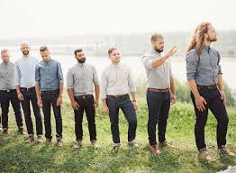 Unique Outdoor Wedding With Diy Details Real Weddings Oncewed Com Wedding Groomsmen Attire Casual Groomsmen Attire Casual Groomsmen