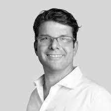 Kai Thomsen's Instagram, Twitter & Facebook