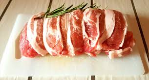 Arrosto di maiale al forno. Arrosto Di Maiale Al Forno Con Contorno Di Carote E Cuori Di Carciofo Igustosidilucia