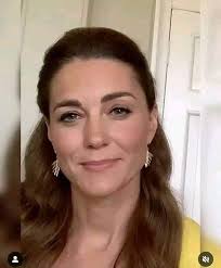 I feel beautiful today. 😍😛🩷🌺Thanks for the greetings.