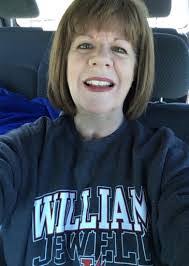 Karen Dehaven's Instagram, Twitter & Facebook