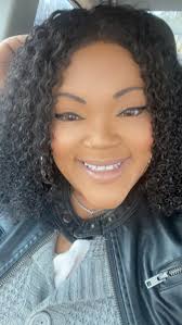 6:00 < FREE Kasandra Clark 1h EDITS ARISTMAS EDITION 4m Like Reply 1 Donna  Marie McCartney Could you soften the lines under my eyes? Lol And put  Pittsburgh Steelers background to eliminate