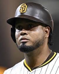 Aaron Jude's Instagram, Twitter & Facebook