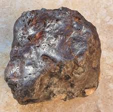 Rocks vary considerably in density, so the density of a rock is often a good identification tool and useful for distinguishing terrestrial (earth) rocks from meteorites. Pin On A Vendre