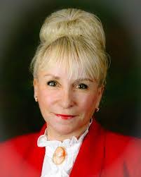 Maria Neff's Instagram, Twitter & Facebook