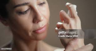 27.878 Malattia Della Pelle Stock Photos, High-Res Pictures, and Images