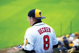 Knights catch fire from 3, down Eskymos