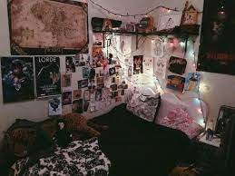 Hipster bedroom trippy edgy chill room decor design aesthetic hopscotchdetroit. Pin On Bedroom Ideas