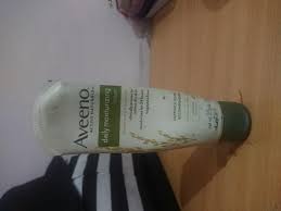 Brands who fall under this category could also be selling products where animal testing is required by law. Aveeno Baby Daily Moisture Lotion Reviews Ingredients Benefits How To Use Side Effects
