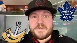 Sabres defeat the Blackhawks 4 to 2