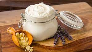 Sheabutter wird aus den nüssen des afrikanischen sheabaumes hergestellt und eignet sich auch für empfindliche haut. 1001 Ideen Zum Thema Handcreme Selber Machen