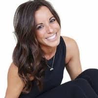 Melissa Stauffer's Instagram, Twitter & Facebook