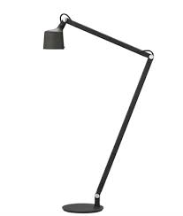 Vicente 14 sort m gull reflektor fra nordesign lampe over sma barbord. Gulvlamper Se Vores Udvalg Af Gulvlamper