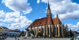 Танцевальный ночной клуб, ресторан, бар. Langa Statuia Lui Matei Corvin