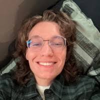 Lillian Schafer's Instagram, Twitter & Facebook