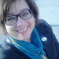 Scrappy Women in Business: Living Proof that Bending the Rules Isn't  Breaking the Law by Julie Castro Abrams