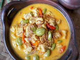 Kamu bisa membuat resep masakan tahu tempe ini dengan menyediakan bahan dan mengikuti cara berikut: Sayur Lodeh Tahu Tempe Bisa Disantap Dengan Ketupat Atau Lontong Indozone Id