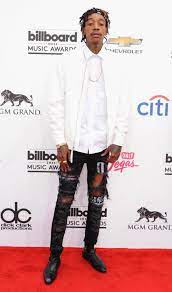 Wiz Khalifa Billboard Music Awards Wizwearscoolpants See Why Kanye Called Out Wiz Khalifa S Cool Pants The Wiz Wiz Khalifa Rap Lyrics Quotes