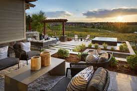 How To Arrange Patio Furniture For Outdoor Living Build Beautiful Luxury Patio Furniture Patio Outdoor