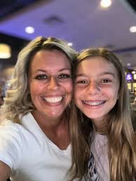 Happy birthday Lizzy Loo Hoo! I can't believe 14 years has gone by so  fast!! Lizzy is so fun and always up for an adventure or dressing up! She's  funny, loving, witty