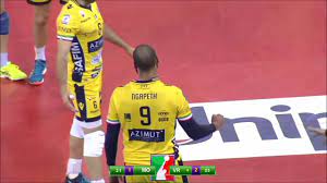 Fc bayern will receive ajax amsterdam on saturday afternoon at 4.30 p.m. Ngapeth Repeats The Ngaback With An Amazing No Look Youtube