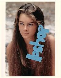 A princeton graduate and famous child star brooke surpassed her shields is an actor, author, mother and broadway singing actress who has proved herself more than just a pretty baby. Entertainment Memorabilia Photographs Brooke Shields Signed 8x10 Photo Blue Lagoon Pretty Baby Autographs Reprints Whitelabel Group