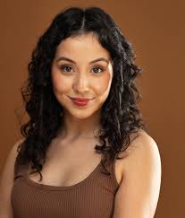 Anissa Garza's Instagram, Twitter & Facebook